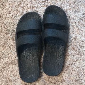 black jandals